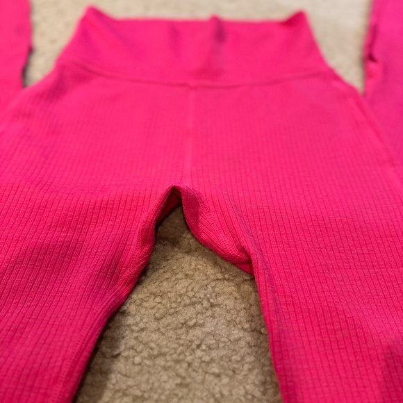 JoyLab XS bright pink flare leggings - Picture 5 of 8